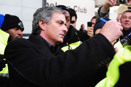 Trước những lời đồn thổi của giới truyền thông Italia, The ’Special One’ tái khẳng định sẽ không bỏ dở công việc của mình tại Inter Milan