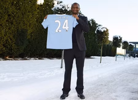 Patrick Vieira đặt mục tiêu giành chức vô địch cùng Man "xanh"