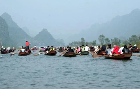 Lễ hội chùa Hương 2010: Lần đầu tiên có &quot;đò chất lượng cao&quot;!