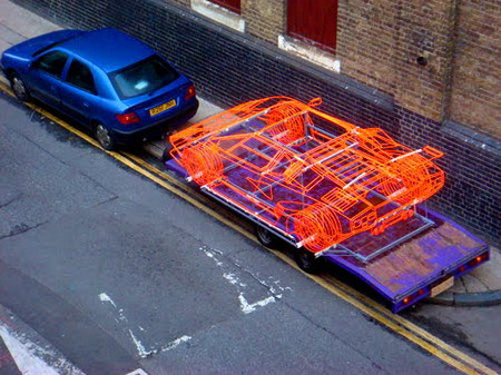 (hình số 04: Được trưng bày ngoài đường phố)