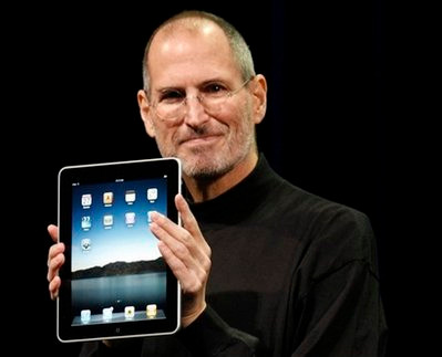 Giám đốc điều hành của Apple - ông Steve Jobs giới thiệu chiếc iPad Giám đốc điều hành của Apple - ông Steve Jobs giới thiệu chiếc iPad