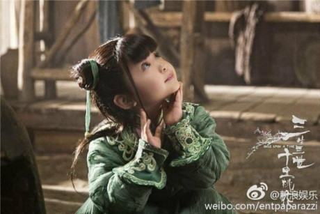 Con trai của Dương Mịch, Lưu Diệc Phi và Angelababy so bì vẻ đáng yêu - Ảnh 4 Con trai cua Duong Mich, Luu Diec Phi va Angelababy so bi ve dang yeu - Anh 4