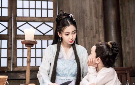 Con trai của Dương Mịch, Lưu Diệc Phi và Angelababy so bì vẻ đáng yêu - Ảnh 10 Con trai cua Duong Mich, Luu Diec Phi va Angelababy so bi ve dang yeu - Anh 10