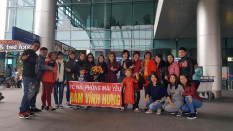 Mr Đàm làm thơ về Mr Dam lam tho ve