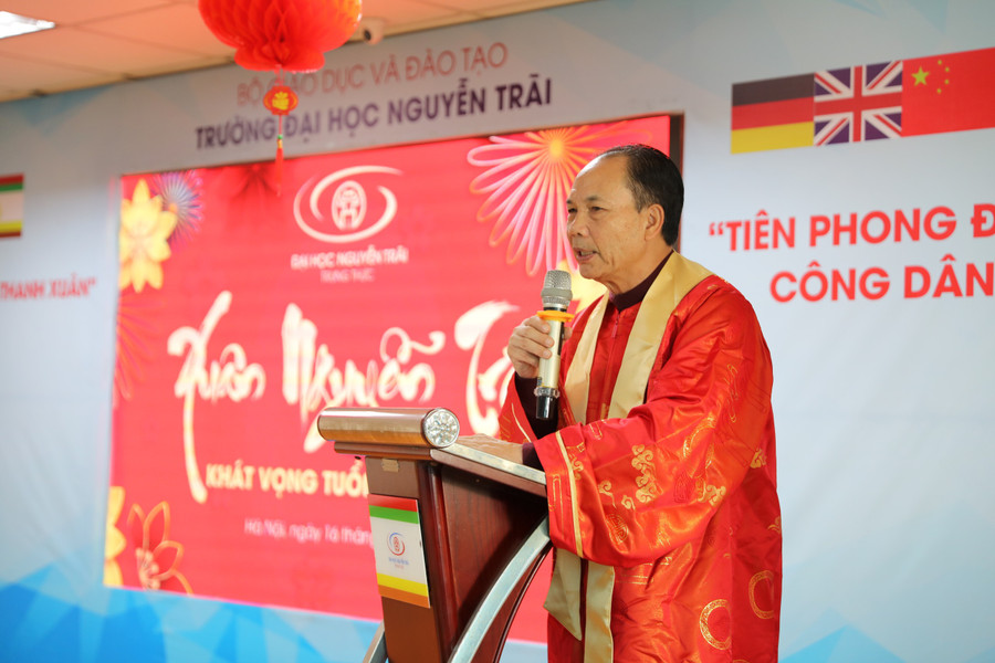 Ts Nguyễn Tiến Luận phát biểu tại chương trình. Ts Nguyễn Tiến Luận phát biểu tại chương trình.