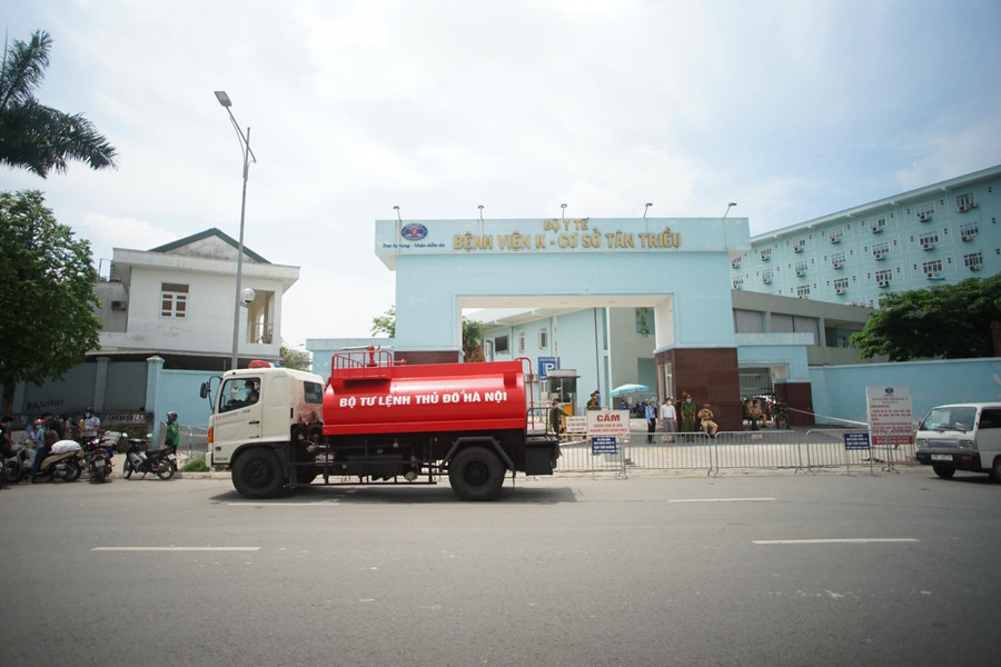 Binh chủng hoá học sẵn sàng phun khử khuẩn toàn bộ bệnh viện K ảnh 3 Binh chủng hoá học sẵn sàng phun khử khuẩn toàn bộ bệnh viện K ảnh 3