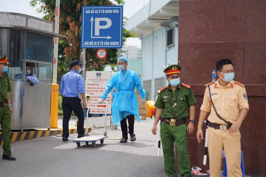 Trong sáng ngày hôm nay tạm thời phong toả BV K.
