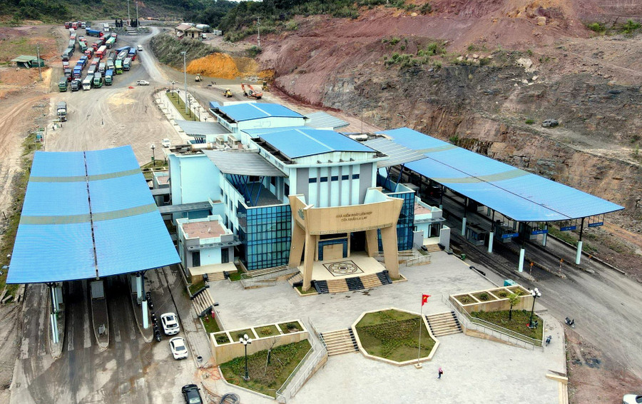 Hàng hóa XNK qua cửa khẩu La Lay tăng cao những năm gần đây, đặc biệt là than đá.