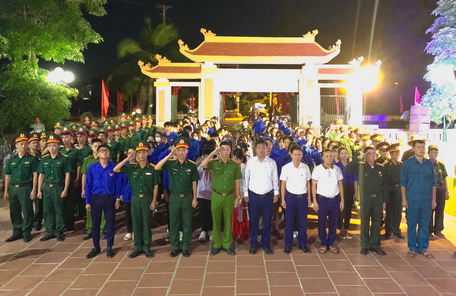 Chương trình văn nghệ đặc biệt “Linh thiêng Việt Nam” đã để lại những dấu ấn cảm xúc mạnh mẽ