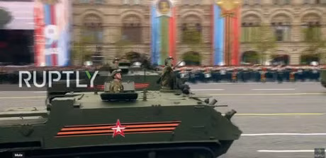 Le duyet binh ky niem Ngay Chien thang Phat xit lan thu 72 tai Quang truong Do - Anh 27