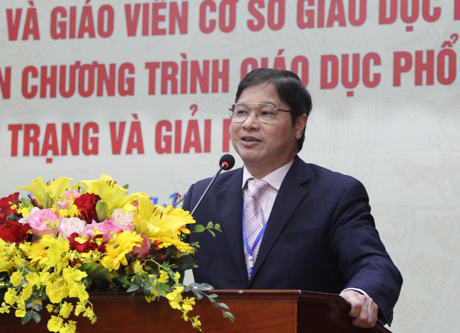 GS.TS Phạm Quang Trung – Giám đốc Học viện Quản lý giáo dục phát biểu khai mạc hội thảo. GS.TS Phạm Quang Trung – Giám đốc Học viện Quản lý giáo dục phát biểu khai mạc hội thảo.