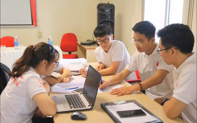 Phát triển năng lực, phẩm chất bản thân, tự tin tạo ra sự đột phá, đóng góp cho sự phát triển của đất nước. Ảnh minh họa/ INT