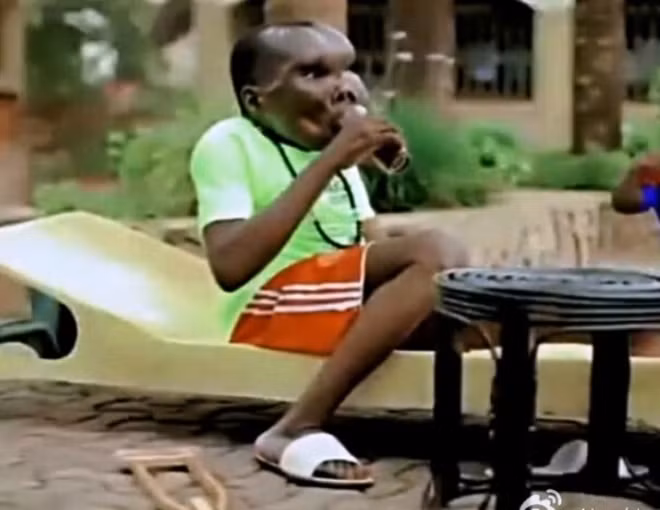 Chàng ca sĩ xấu nhất thế giới thành biểu tượng chiến thắng số phận