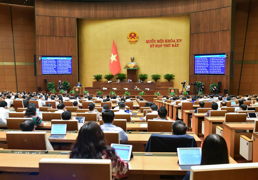 Toàn cảnh phiên họp thảo luận về dự thảo Luật Trật tự, an toàn giao thông đường bộ, chiều 22/5. Toàn cảnh phiên họp thảo luận về dự thảo Luật Trật tự, an toàn giao thông đường bộ, chiều 22/5.