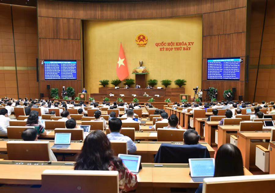 Toàn cảnh phiên họp thảo luận về dự thảo Luật Trật tự, an toàn giao thông đường bộ, chiều 22/5.