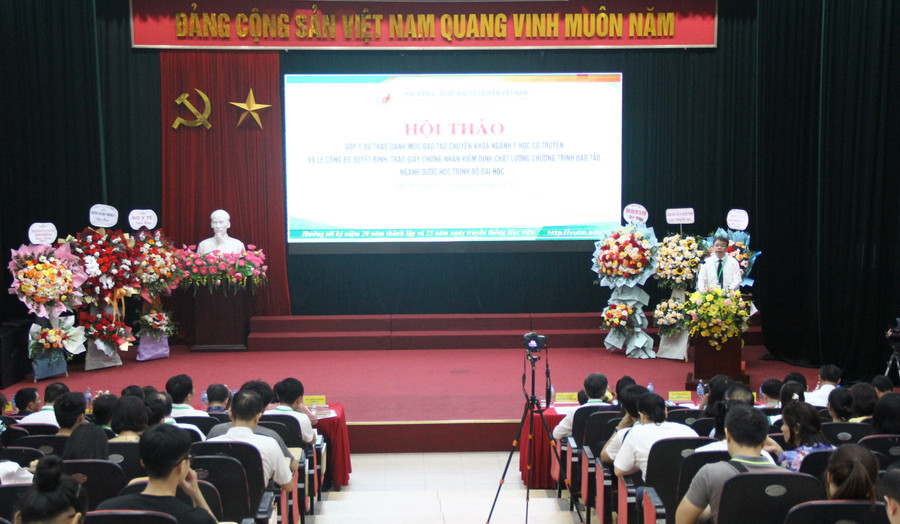 Toàn cảnh hội thảo.