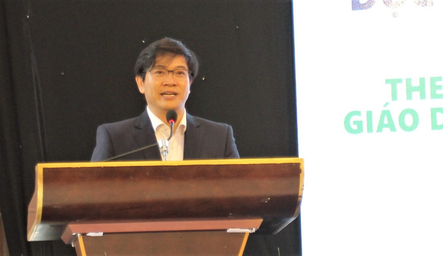 TS. Thái Văn Tài - Vụ trưởng Vụ GD tiểu học báo cáo kết quả thí điểm STEM.