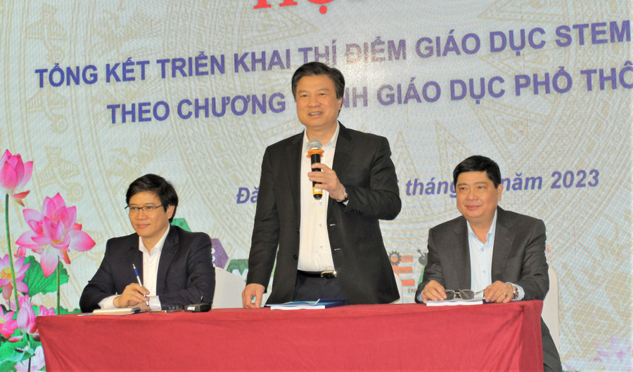 Thứ trưởng Nguyễn Hữu Độ phát biểu kết luận Hội nghị.