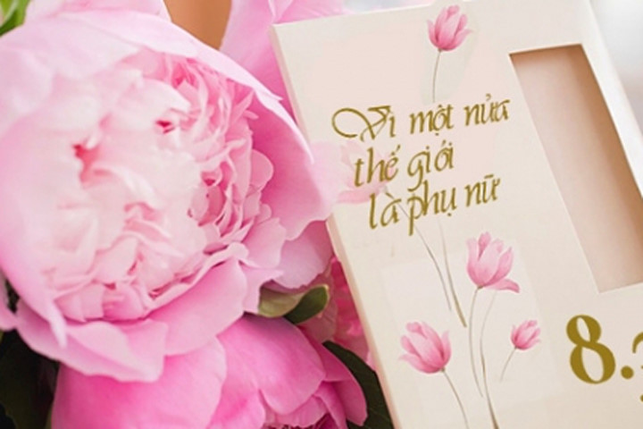 Những bài thơ chúc mừng ngày 8/3 siêu hài hước