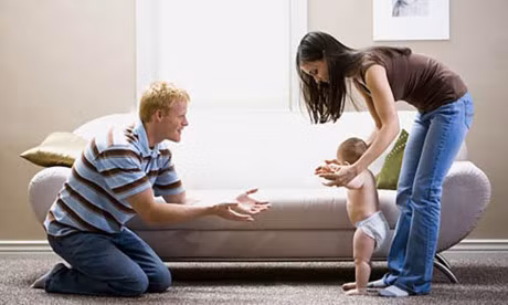 Chuyen gi se xay ra trong 12 thang dau doi cua tre - Anh 8