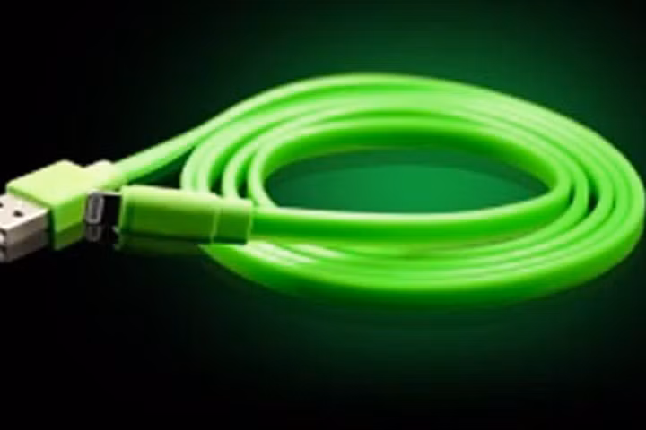 Apple nhận bằng sáng chế cáp phát sáng trong đêm