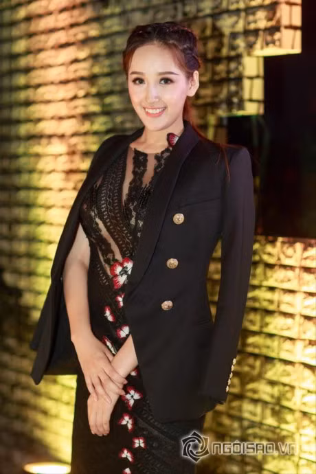 Mai Phuong Thuy bat ngo tai xuat sau thoi gian 