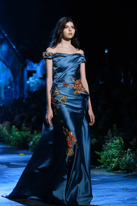 Hoa hau Do My Linh dep nhu nu than - Anh 13