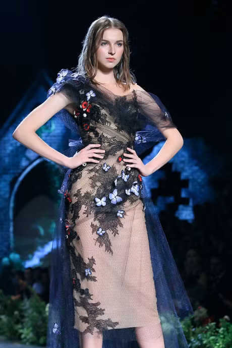 Hoa hau Do My Linh dep nhu nu than - Anh 15