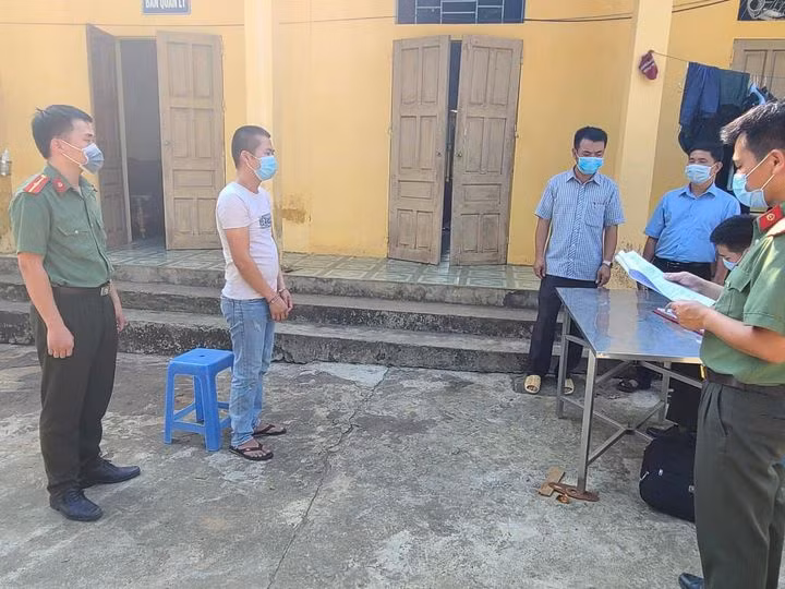 Cơ quan chức năng đọc Quyết định khởi tố, Lệnh bắt tạm giam đối với T.H.Q.