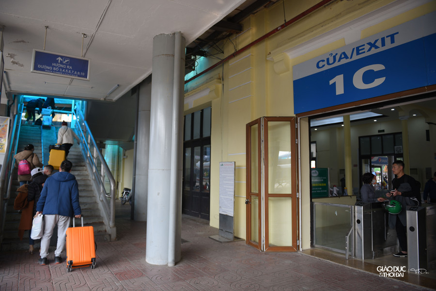 Lãnh đạo Tổng công ty ĐSVN cho biết "Sau 2 năm gặp nhiều khó khăn do ảnh hưởng của đại dịch covid-19, hoạt động SXKD của ngành Đường sắt năm 2022 đã từng bước hồi phục với nhiều tín hiệu khả quan: Sản lượng, doanh thu đạt vượt kế hoạch; an toàn GTĐS tiếp tục giảm ở cả 3 tiêu chí; kinh doanh vận tải có nhiều khởi sắc, thu nhập của người lao động được nâng cao. Lãnh đạo Tổng công ty ĐSVN cho biết "Sau 2 năm gặp nhiều khó khăn do ảnh hưởng của đại dịch covid-19, hoạt động SXKD của ngành Đường sắt năm 2022 đã từng bước hồi phục với nhiều tín hiệu khả quan: Sản lượng, doanh thu đạt vượt kế hoạch; an toàn GTĐS tiếp tục giảm ở cả 3 tiêu chí; kinh doanh vận tải có nhiều khởi sắc, thu nhập của người lao động được nâng cao.