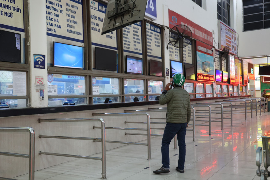 Việc các bến xe vắng vẻ, đìu hiu khiến nhiều người ngạc nhiên.