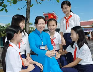 Sẽ có thêm một ngày đầy ý nghĩa với các thầy cô giáo. Ảnh: internet v