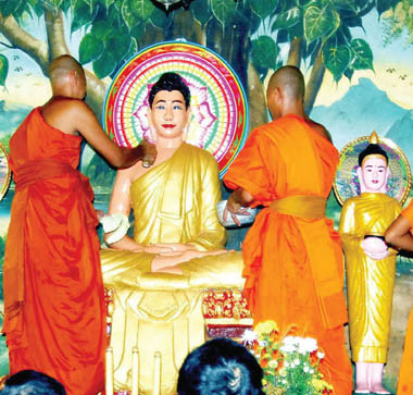 Lễ tắm Phật  Lễ tắm Phật