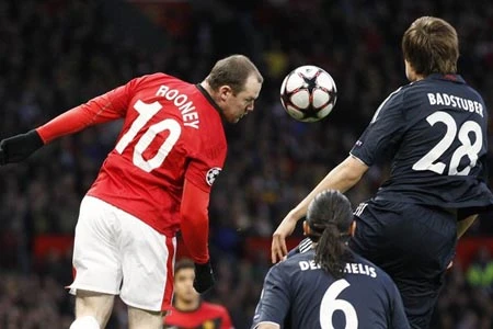 Chiêu mộ cả Rooney và HLV Capello?