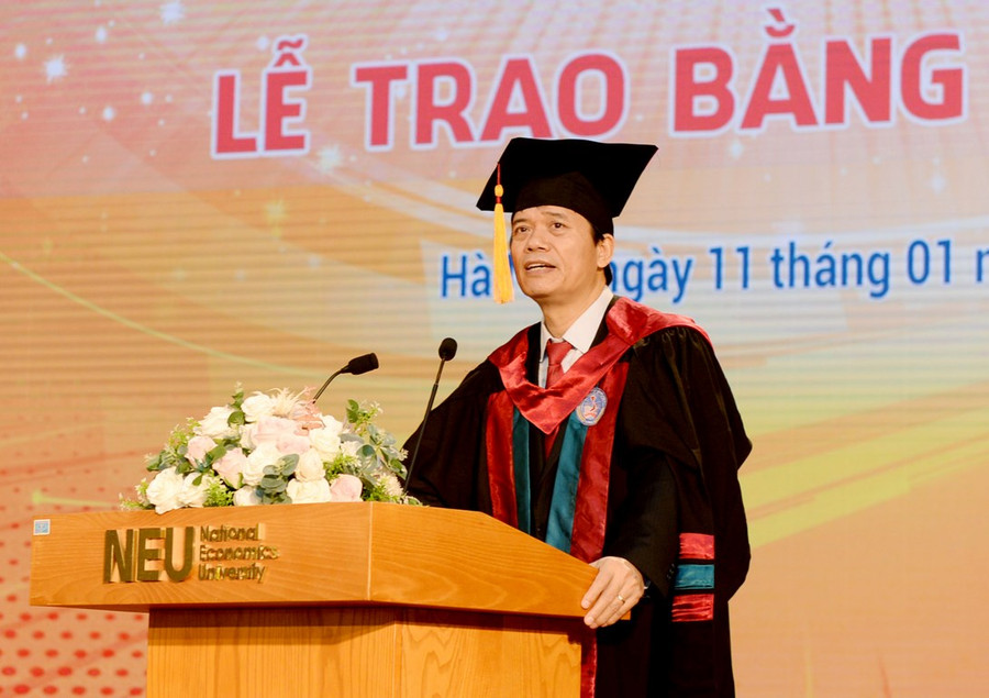 PGS.TS Phạm Hồng Chương phát biểu tại buổi lễ