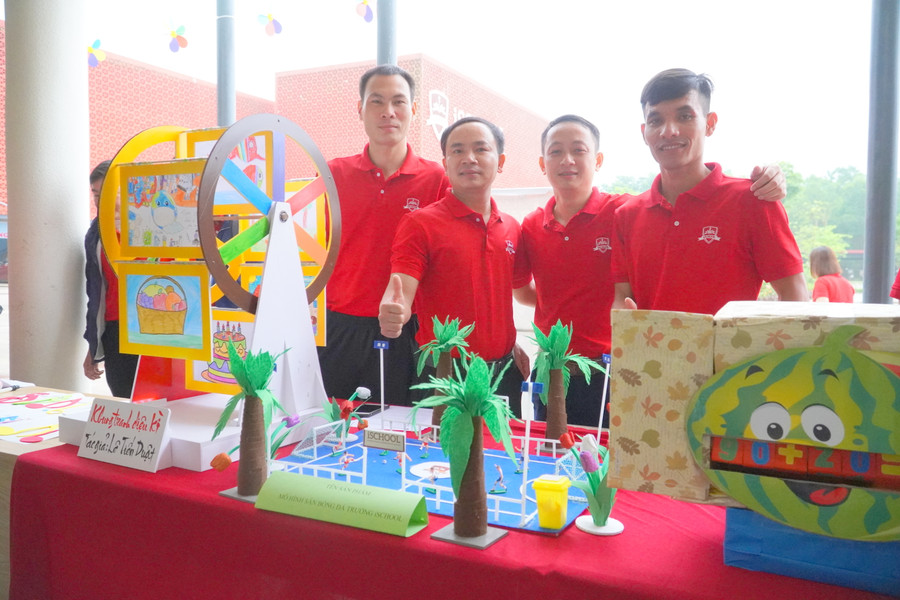 Các sản phẩm được làm khéo léo có tính thẩm mỹ, màu sắc hấp dẫn.