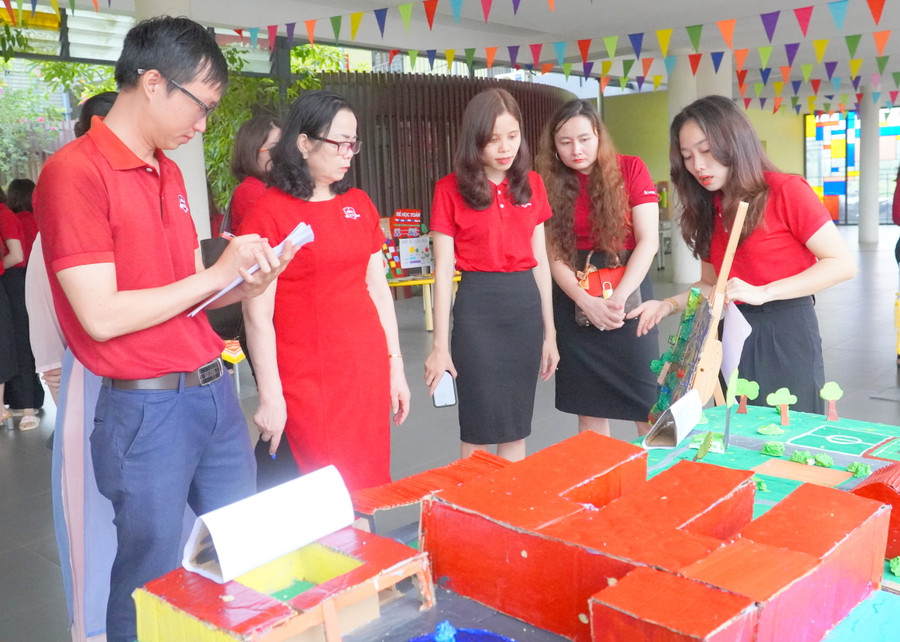 Với khối phổ thông, các sản phẩm đều có chất lượng cao.