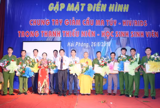 Chung tay đẩy lùi ma tuý ra khỏi đời sống, học đường
