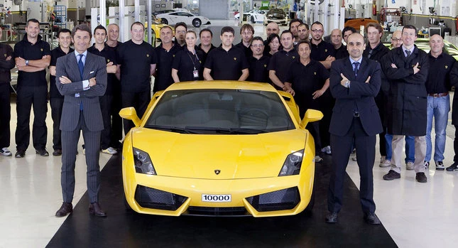 Siêu xe Lamborghini Gallardo thứ 10.000 đã xuất xưởng