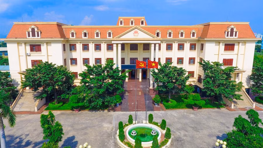 Trụ sở TAND tỉnh Quảng Ninh.