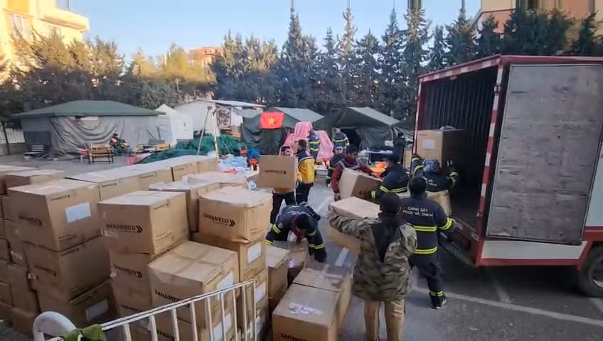 Được biết, địa phương mà Đội cứu nạn cứu hộ Việt Nam đang thực hiện nhiệm vụ là một trong ba vùng bị thiệt hại nhiều nhất trong thảm họa động đất này tại Thổ Nhĩ Kỳ vào ngày 6/2.