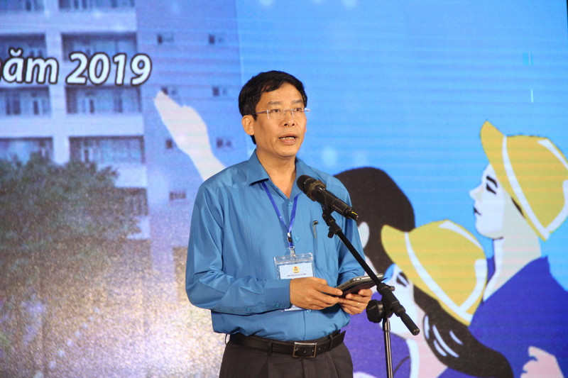 TS Vũ Minh Đức – Chủ tịch Công đoàn Giáo dục Việt Nam phát biểu khai mạc TS Vũ Minh Đức – Chủ tịch Công đoàn Giáo dục Việt Nam phát biểu khai mạc
