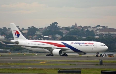 Xem máy bay Malaysia Airlines cuống quýt hạ cánh khẩn cấp ở Hồng Kông