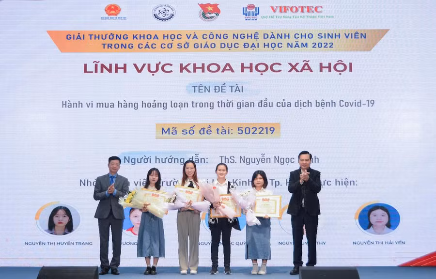 Cần tạo sức lan tỏa phong trào nghiên cứu khoa học trong sinh viên.