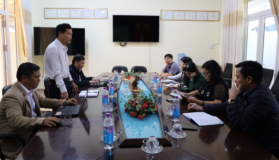 Đại diện PC Đắk Lắk thông tin về thể lệ cuộc thi. (Ảnh: Thành Tâm) Đại diện PC Đắk Lắk thông tin về thể lệ cuộc thi. (Ảnh: Thành Tâm)