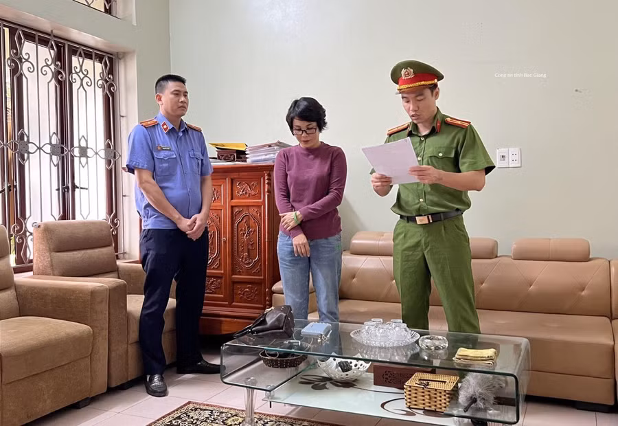 Cơ quan công an thi hành các quyết định tố tụng đối với Dương Thị Nga.