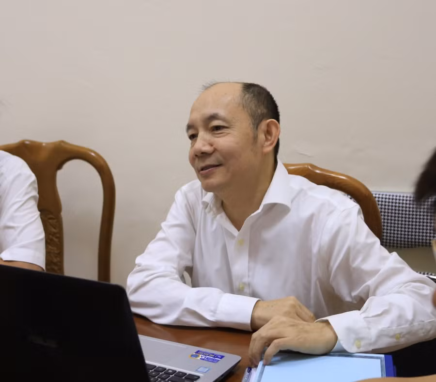 TS. Hà Huy Tuấn – Phó Chủ tịch Ủy ban Giám sát tài chính Quốc gia trình bày tham luận về “Thị trường Tài chính Việt Nam năm 2018 & Quý 1/2019”. Ảnh: Huy Thuyết