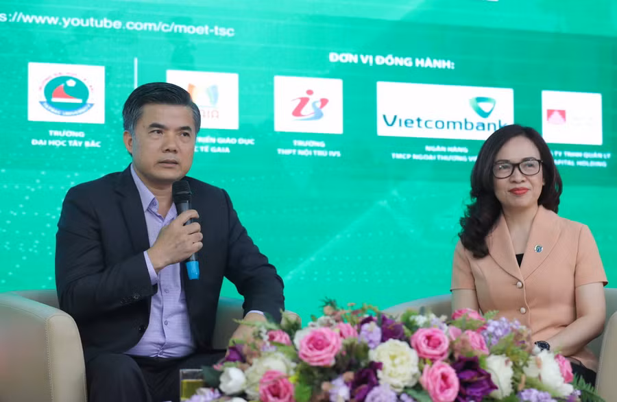 Ông Bùi Văn Linh: Thí sinh cần dành thời gian để nghiên cứu về ngành nghề trước khi đăng ký xét tuyển