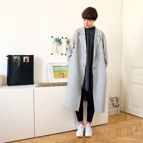 10 kieu ao khoac mau xam sieu phong cach cho phai dep trong nam 2017 - Anh 3