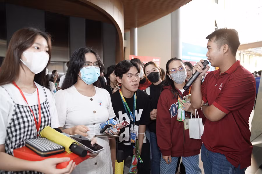 Trong một ngày tổ chức, sự kiện đã thu hút hơn 1,700 người tham dự trực tiếp, đánh dấu hoạt động đầu tiên thuộc chương trình thực tập dành cho các học viên của Chương trình phát triển nhân tài Số.